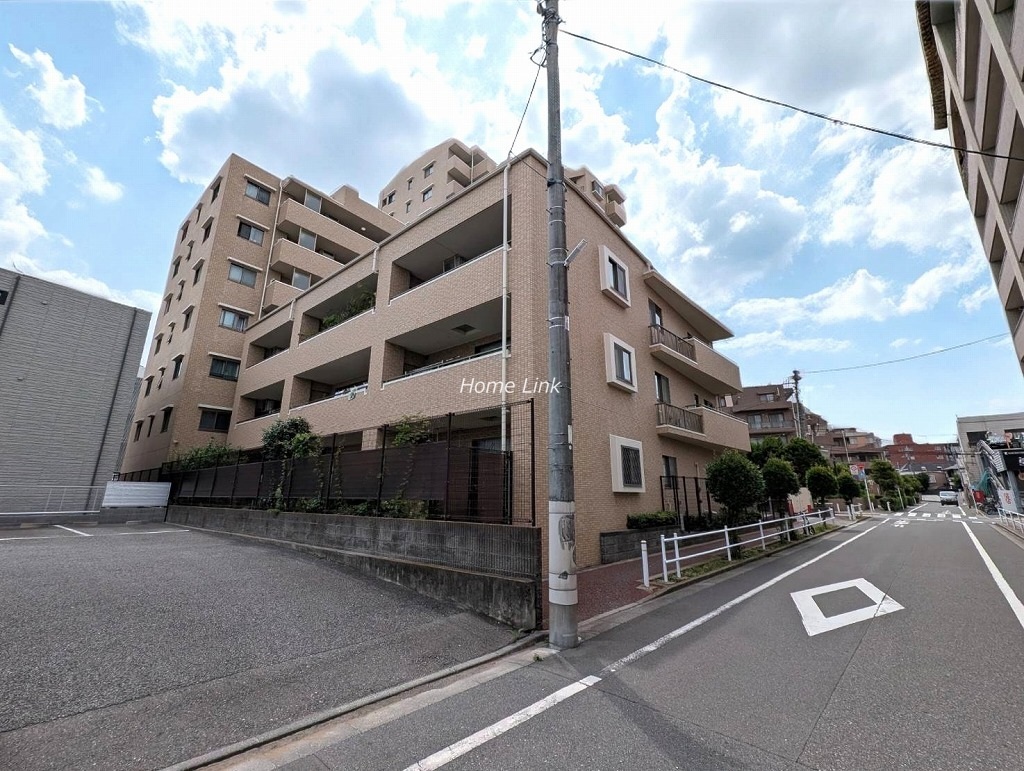 クリオ上板橋弐番館　東側からの外観