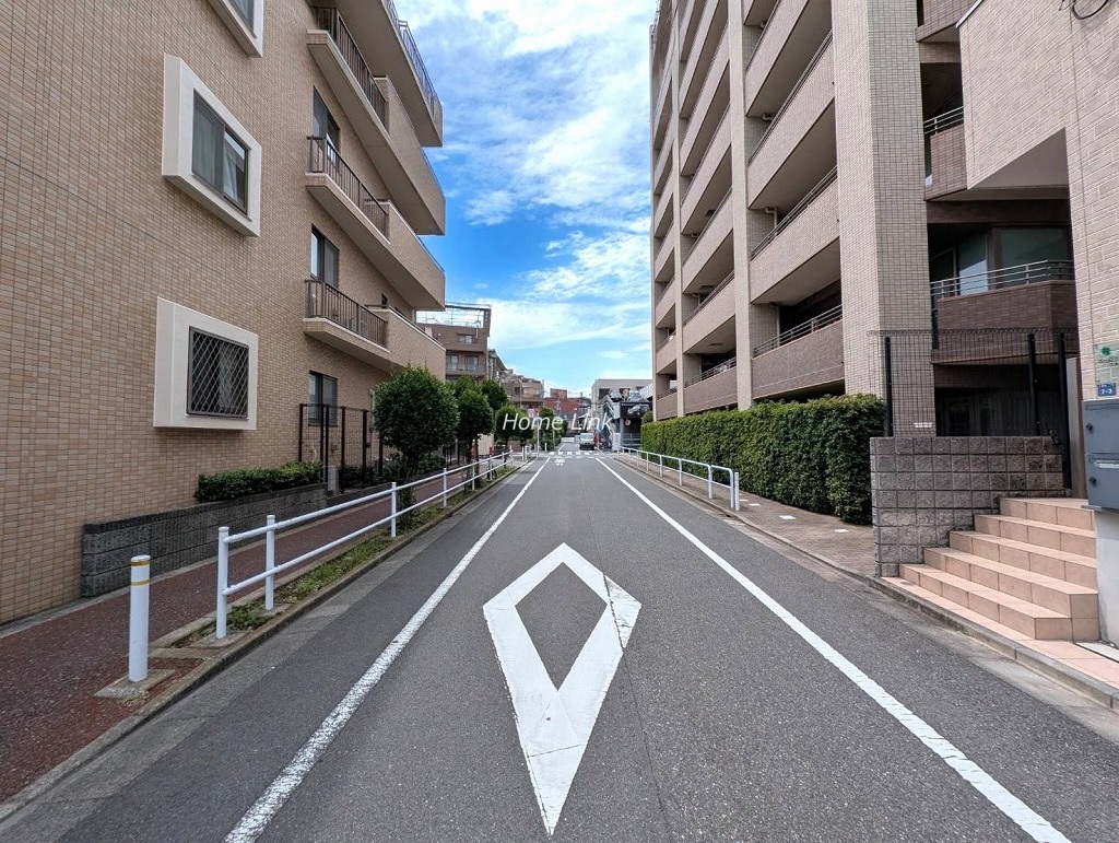 クリオ上板橋弐番館　北側 前面道路