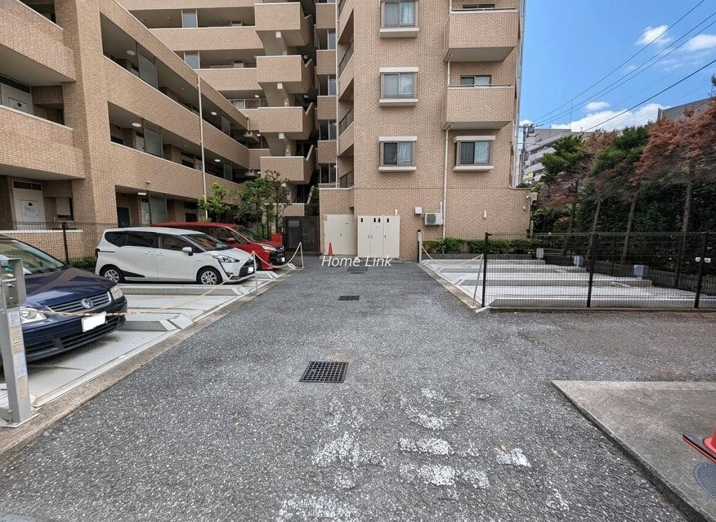 クリオ上板橋弐番館　駐車場