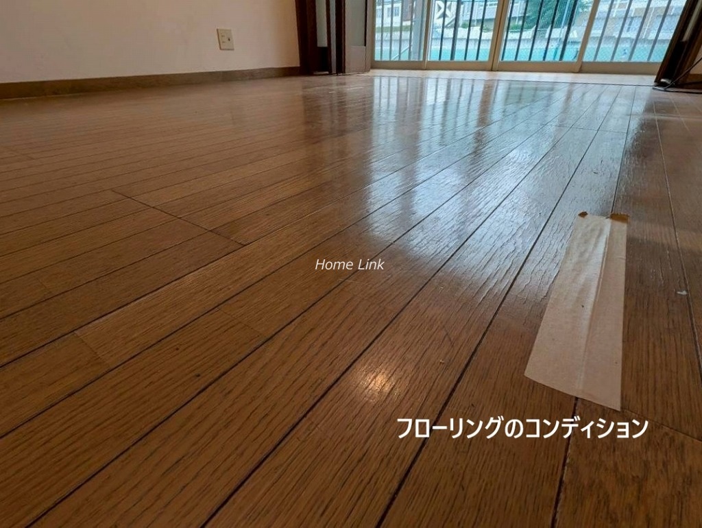 中台2丁目　中古戸建　1階 リビング フローリング