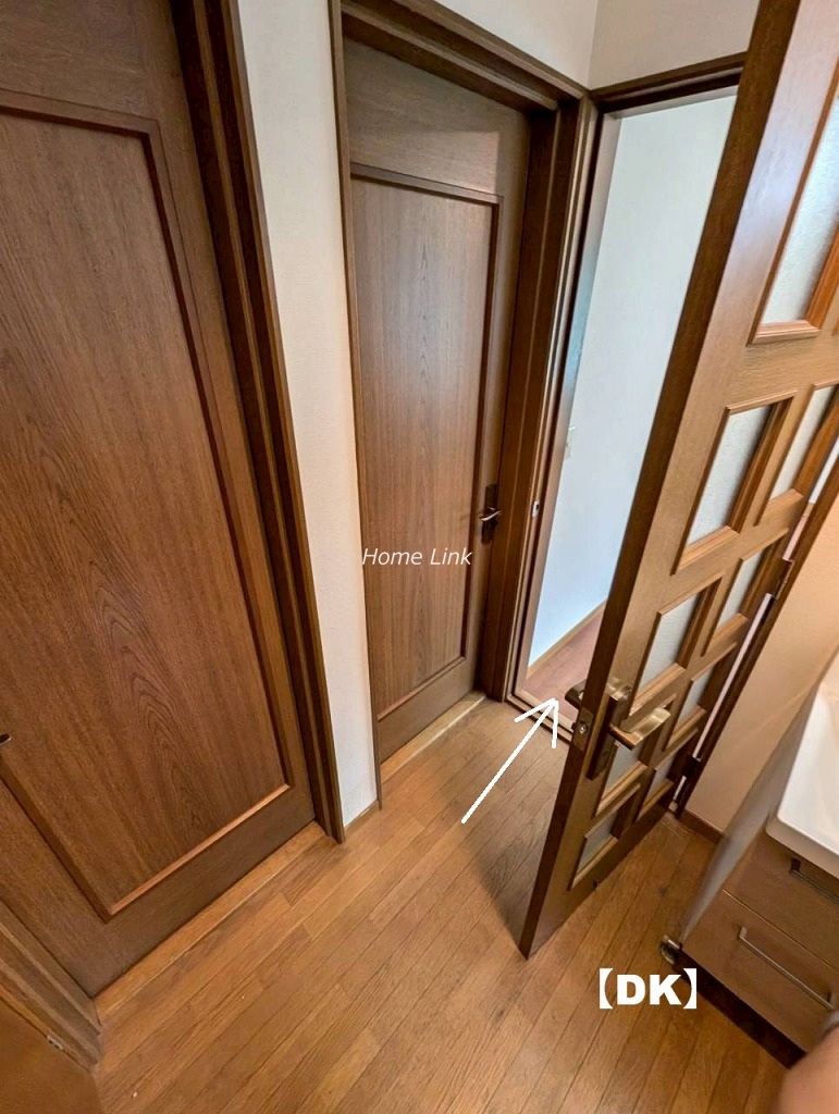 中台2丁目　中古戸建　2階 ダイニングキッチンへ
