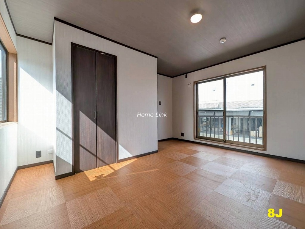 東坂下1丁目　中古戸建　3階 洋室8帖