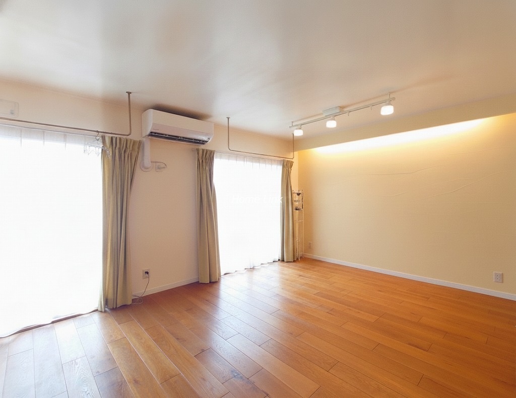 光が丘パークタウンゆりの木通り北住宅3号棟4階 リビング(バーチャルイメージ画像)