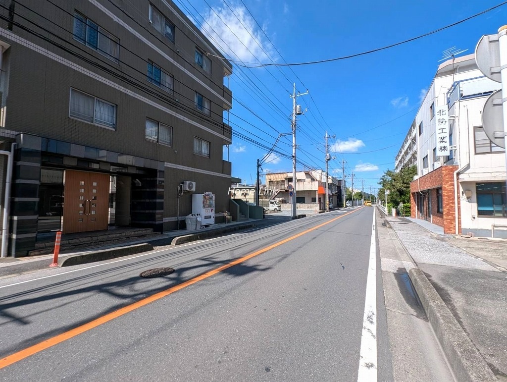 アルファスクエア川口グランデ　前面道路