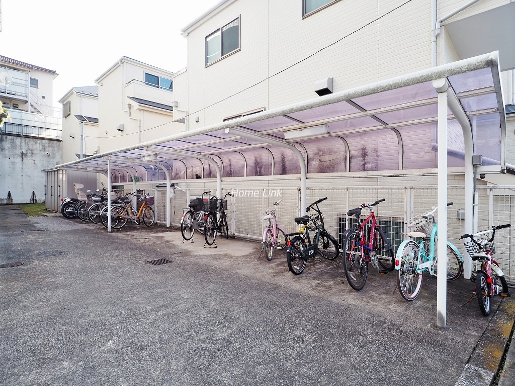 サンライフ徳丸ヶ丘　駐輪場