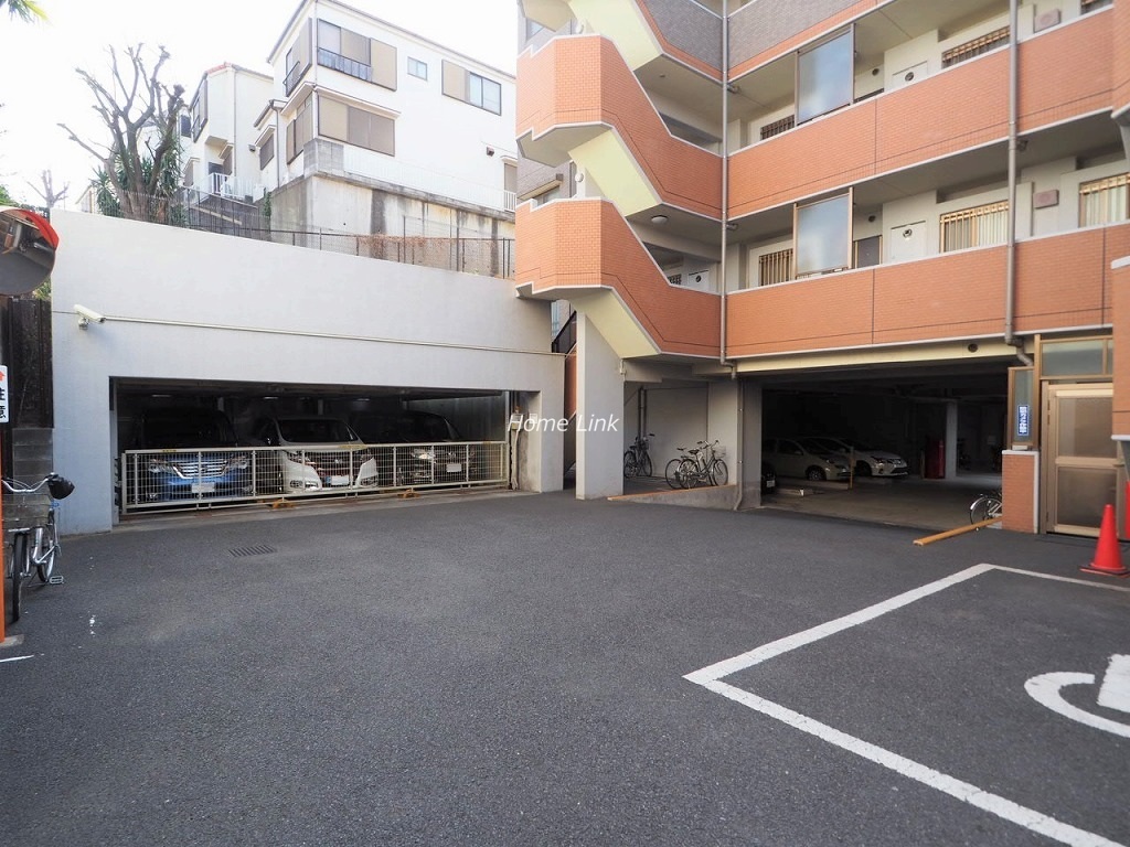 ダイアパレス前野台　駐車場